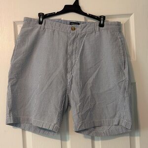 Southern Marsh Men's Light Blue and White Seersucker Shorts